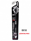 Зубная щётка с компактной головкой Dentalpro DC12 Black-Dia Compact с платиновой коллоидной керамикой и щетиной алмазной формы, средней жесткости, цвет - черный, белый