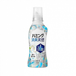 Кондиционер-ополаскиватель для белья KAO Humming Feeling White Soap, с антибактериальным эффектом, с нежным ароматом цветочного мыла, 510мл