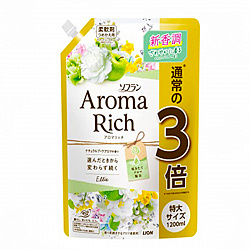 Кондиционер для белья LION Aroma Rich Ellie, с ароматом зеленого яблока, персика, ландыша и розы, мягкая упаковка с колпачком, 1200 мл