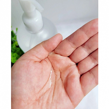 Увлажняющий лосьон для ухода за лицом и телом UNLABEL LAB Moist Botanical High Moisture Lotion на основе растительных экстрактов, 500 мл