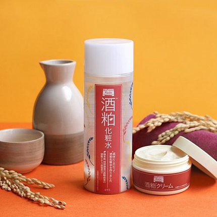 Увлажняющий лосьон для сухой кожи PDC Wafood Made Sake Lees Moist Lotion с двойной концентрацией экстракта саке, 190 мл