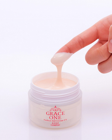 Солнцезащитный питательный омолаживающий крем Kose Grace One Perfect Gel Cream UV SPF50 + PA ++++, 100 гр