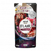 Кондиционер-смягчитель для белья KAO Flair Rich Floral с богатым цветочно-фруктовым ароматом, сменная упаковка 360мл