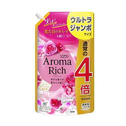 Кондиционер для белья  Aroma Rich Catherine с ароматом клубники, персика, розы и пиона, сменная упаковка, 1520 мл