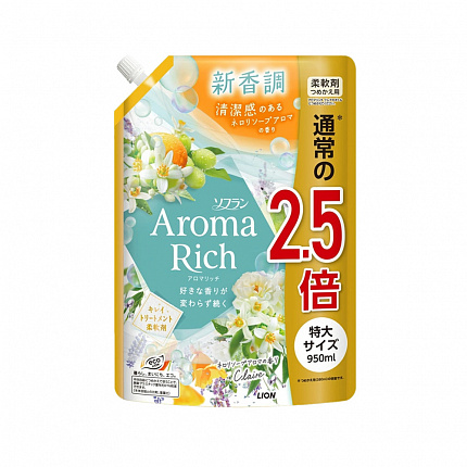 Кондиционер для белья Lion Soflan Aroma Rich Claire с богатым ароматом натуральных масел, сменная упаковка, 950 мл